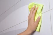 تنظيف سيراميك الحمام شديد الاتساخ بأكثر من طريقة وفي وقت قصير